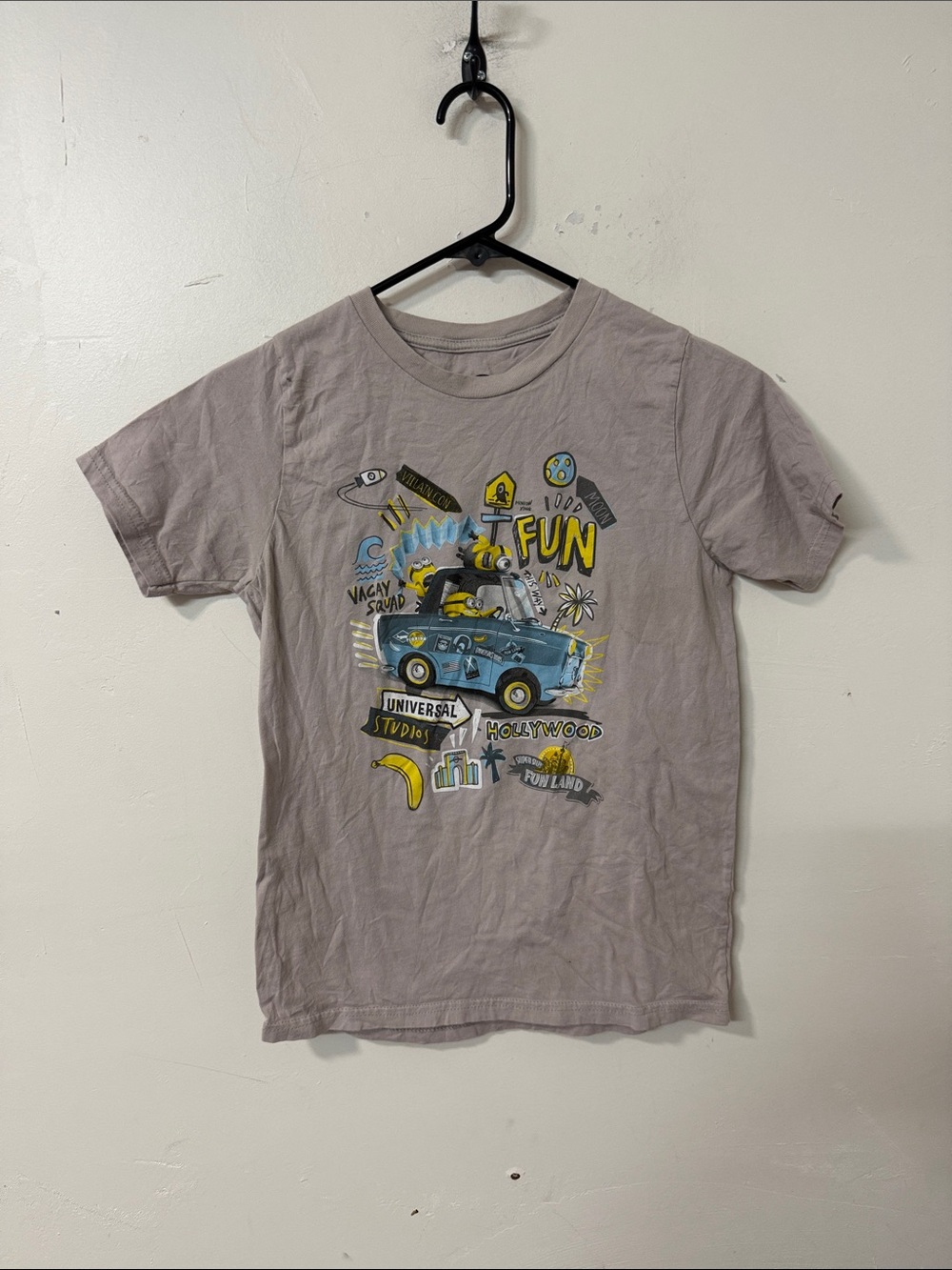 Minion graphics tee